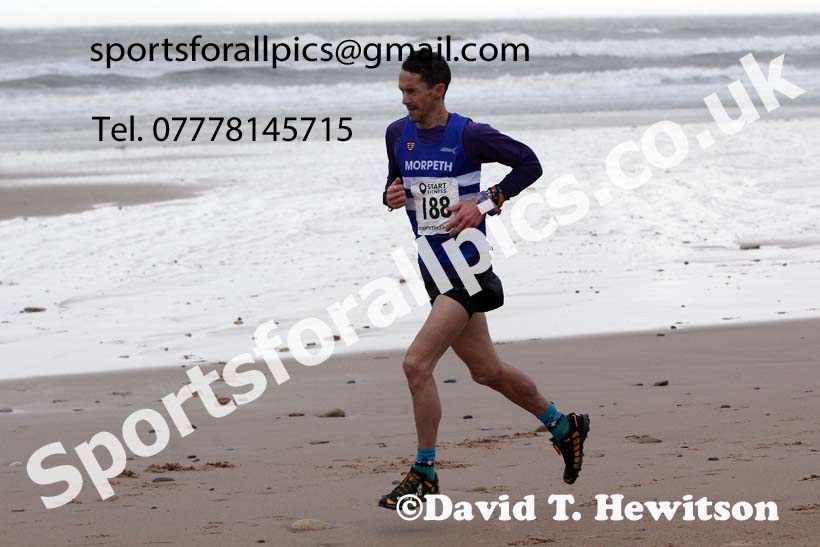 The 2021 Blyth Sands Race, December 5th. Photo: David T. Hewitson/Sports for All Pics